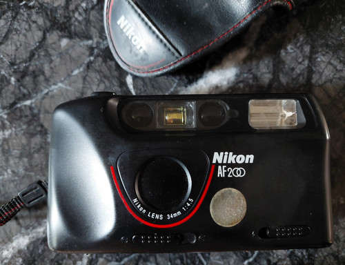 Nikon 200 fotocamera - 200,,