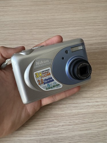 Nikon coolpix 2000 compatta - coolpix,