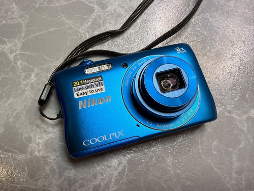 Fotocamera digitale nikon - fotocamera,
