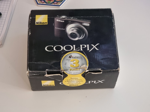 Fotocamera digitale nikon - fotocamera,