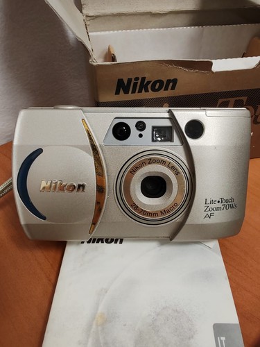 Fotocamera analogica compatta
