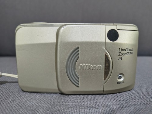 Nikon lite touch - lite,
